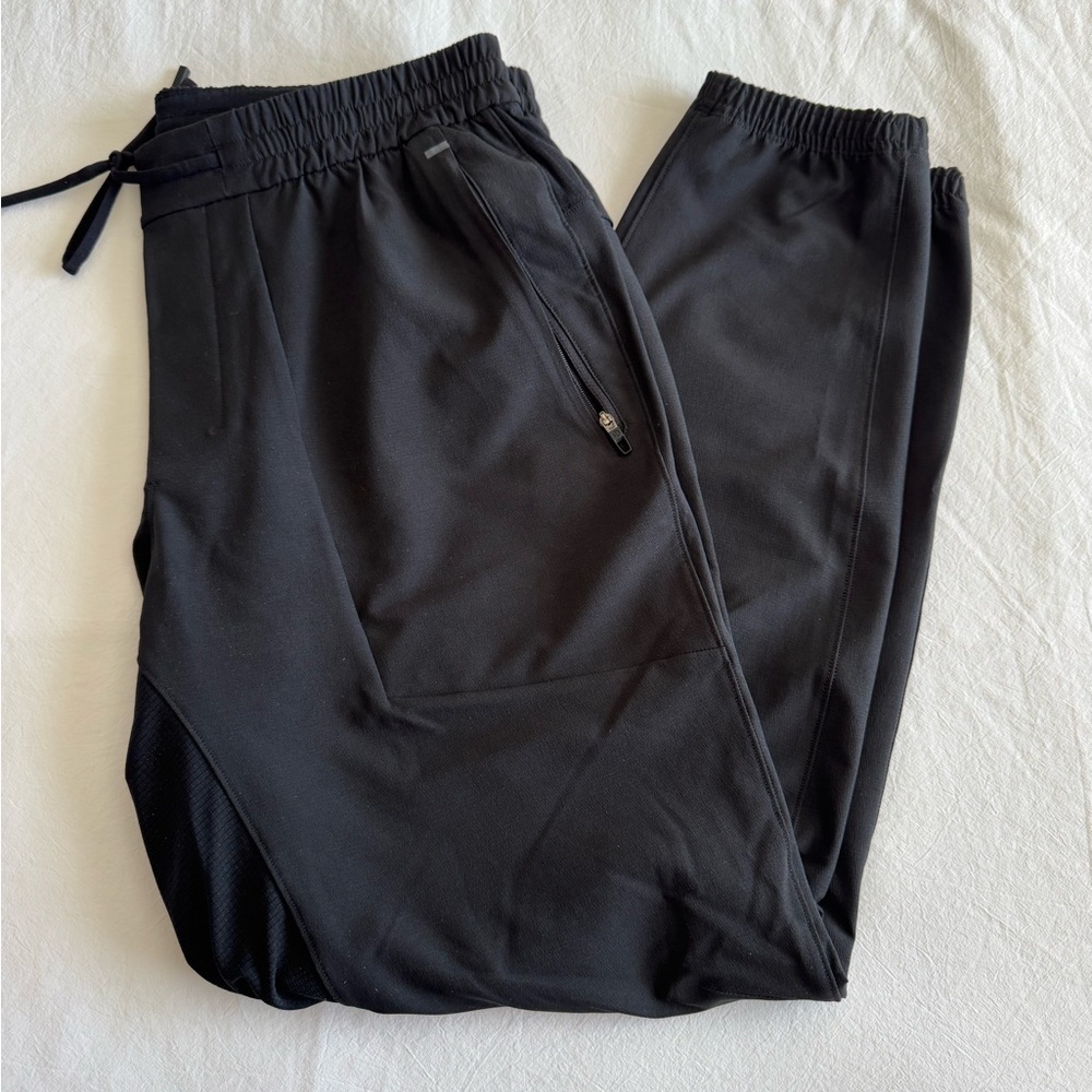 Lululemon License To Train Joggers